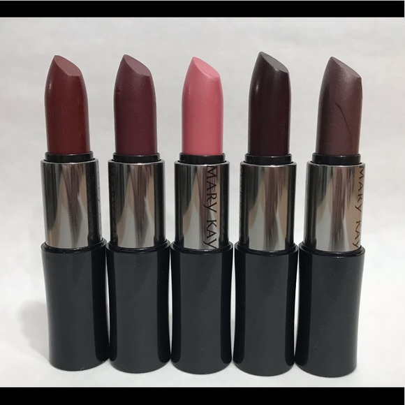 Mary Kay Discontinued Creme Lipstick - Picture 3 of 7